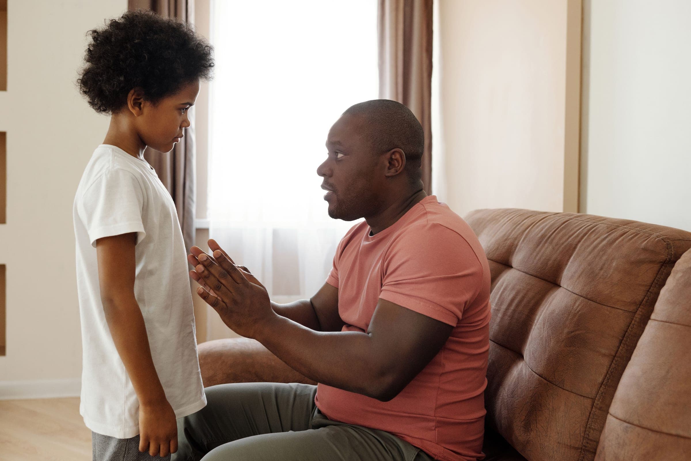 Perché i bambini dicono le bugie e come insegnare l’onestà